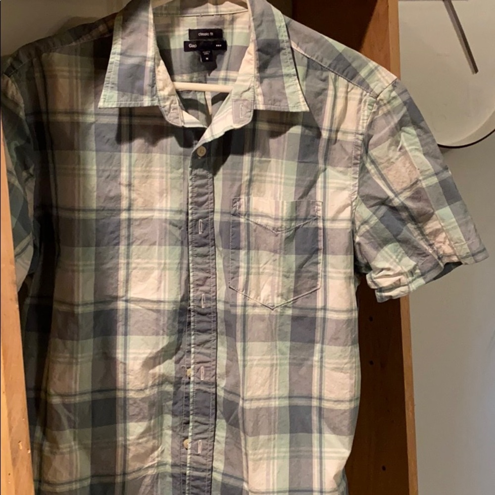 Gap short sleeve shirt